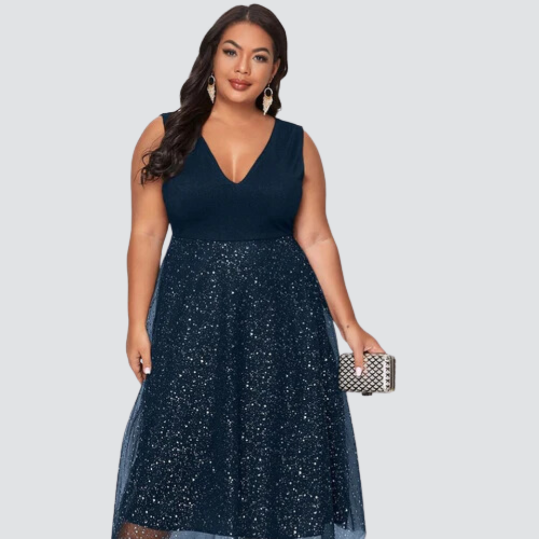 Vestido Curto Genova - Plus Size