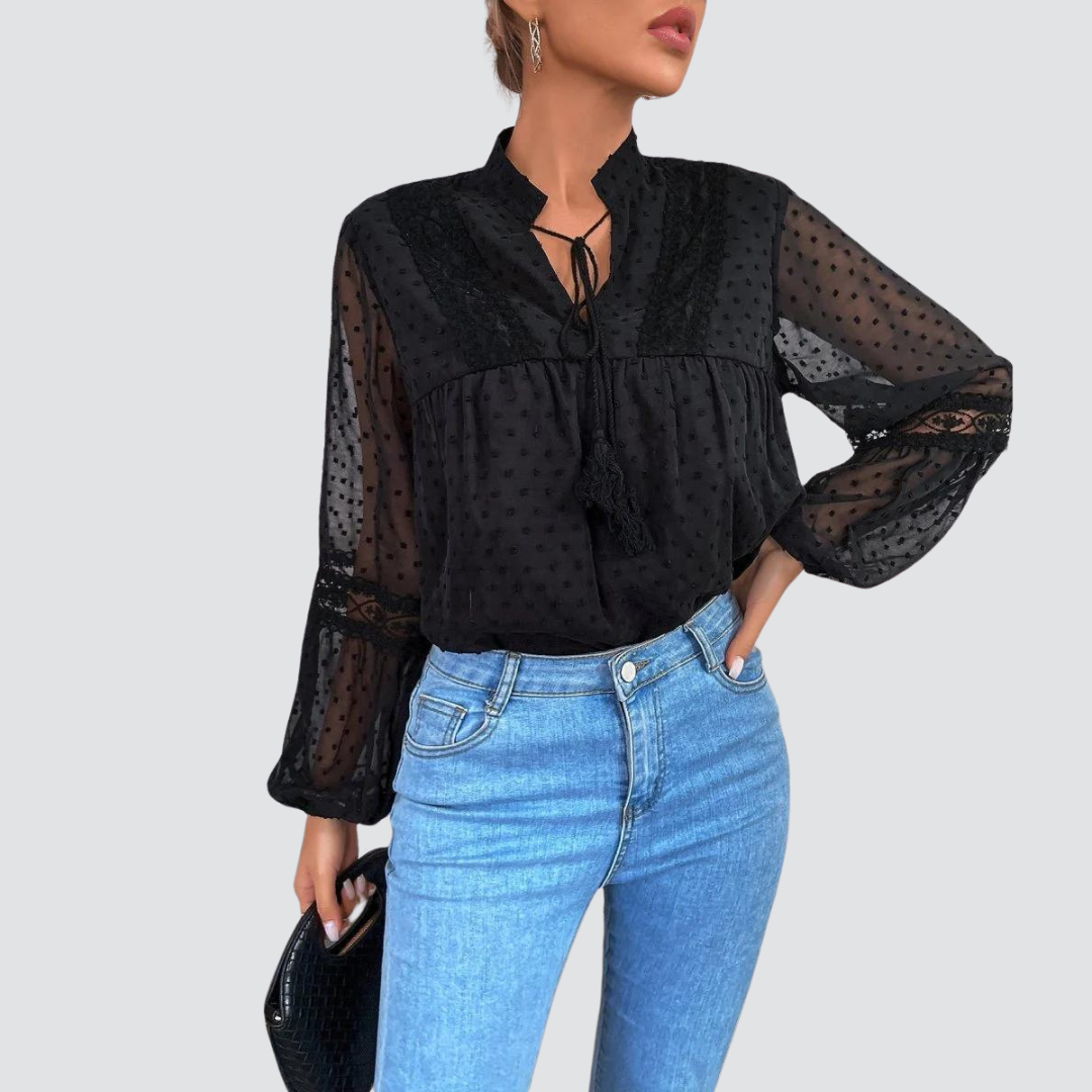 Blusa de Renda com Decote em V: Elegância e Sofisticação